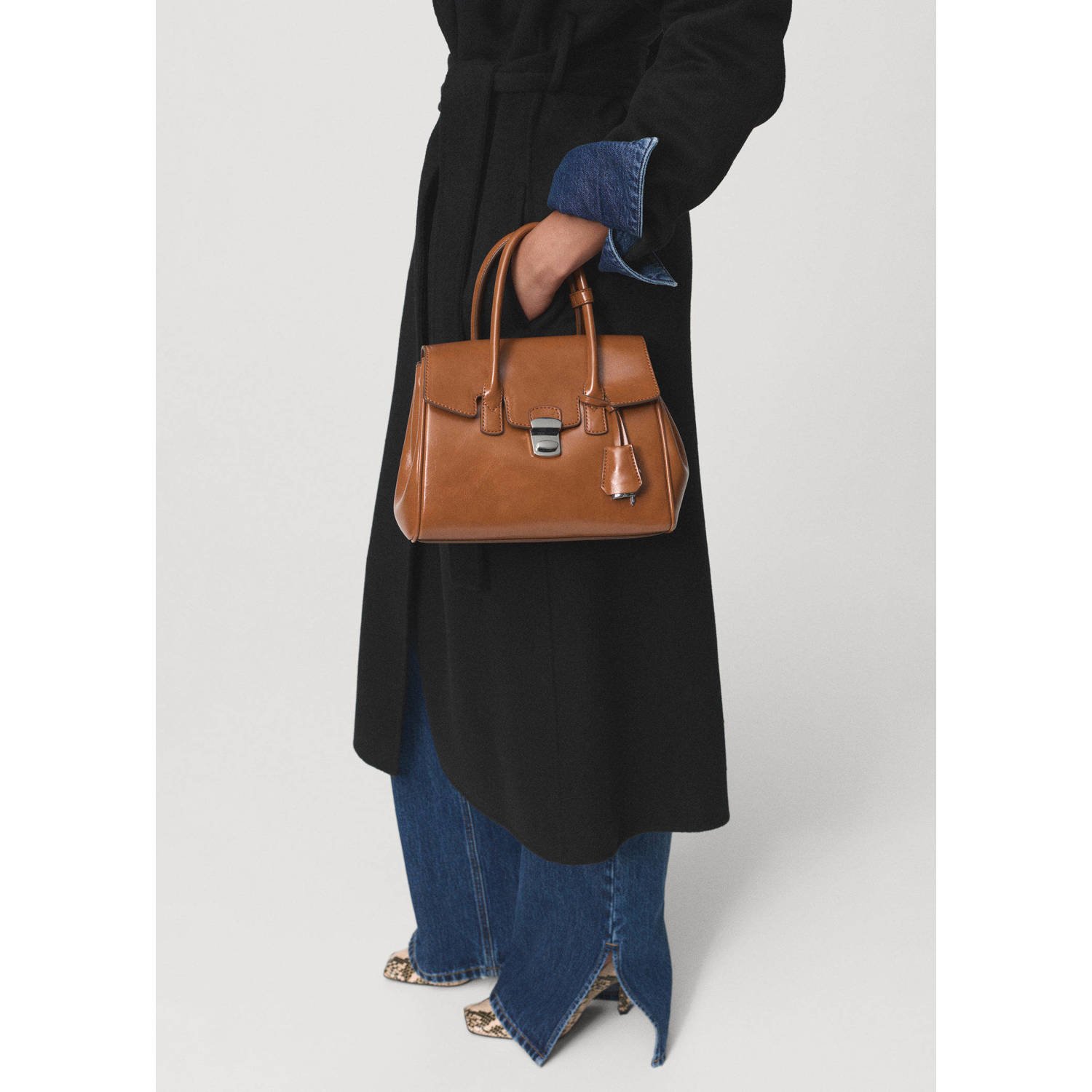 Mango wollen trenchcoat zwart