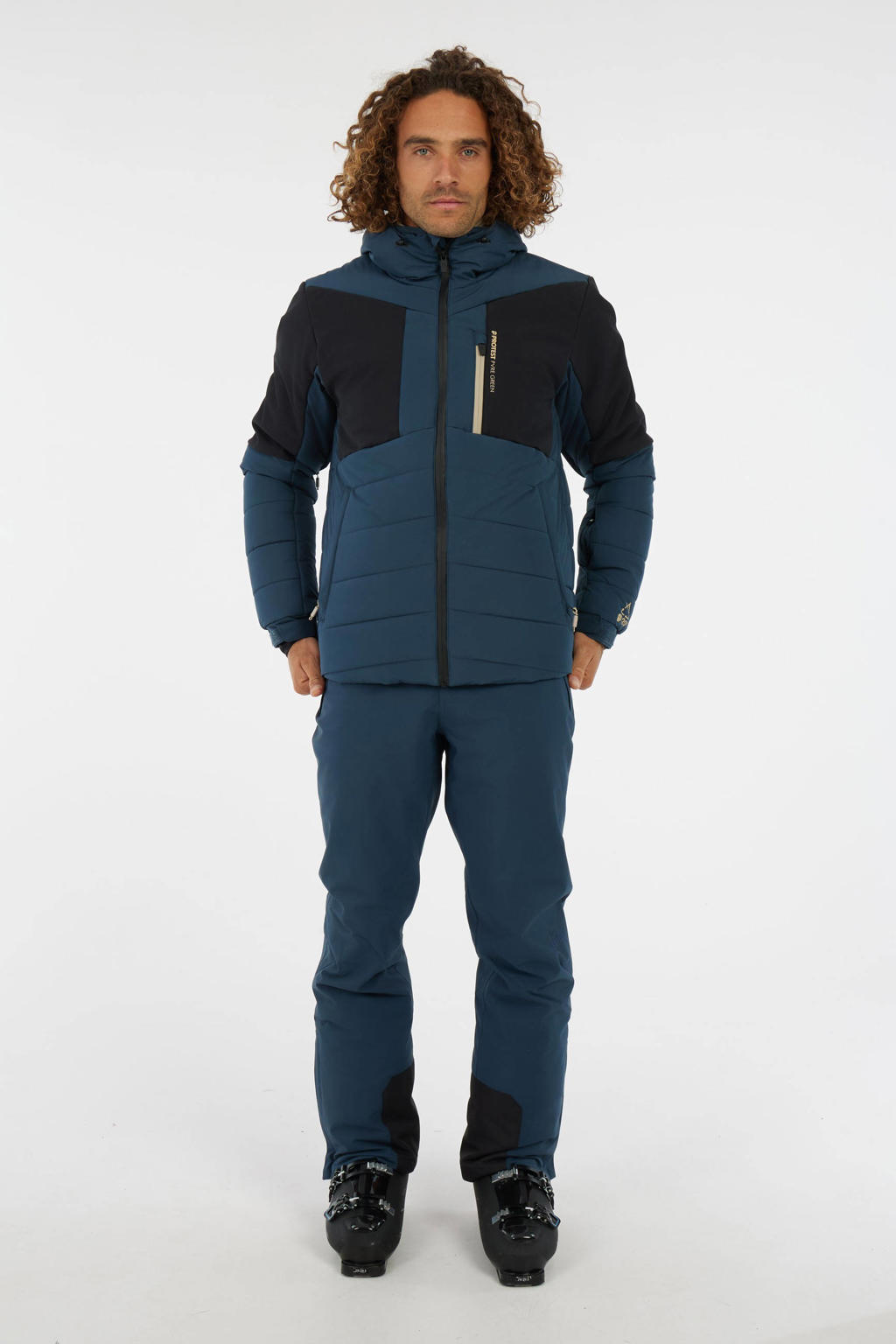 Donkerblauw en zwarte heren Protest ski-jas PRTNaldo van polyester met meerkleurige print, capuchon en rits waterdicht