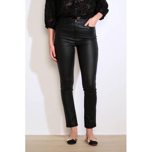 LOLALIZA imitatieleren skinny regular waist coated broek zwart afbeelding