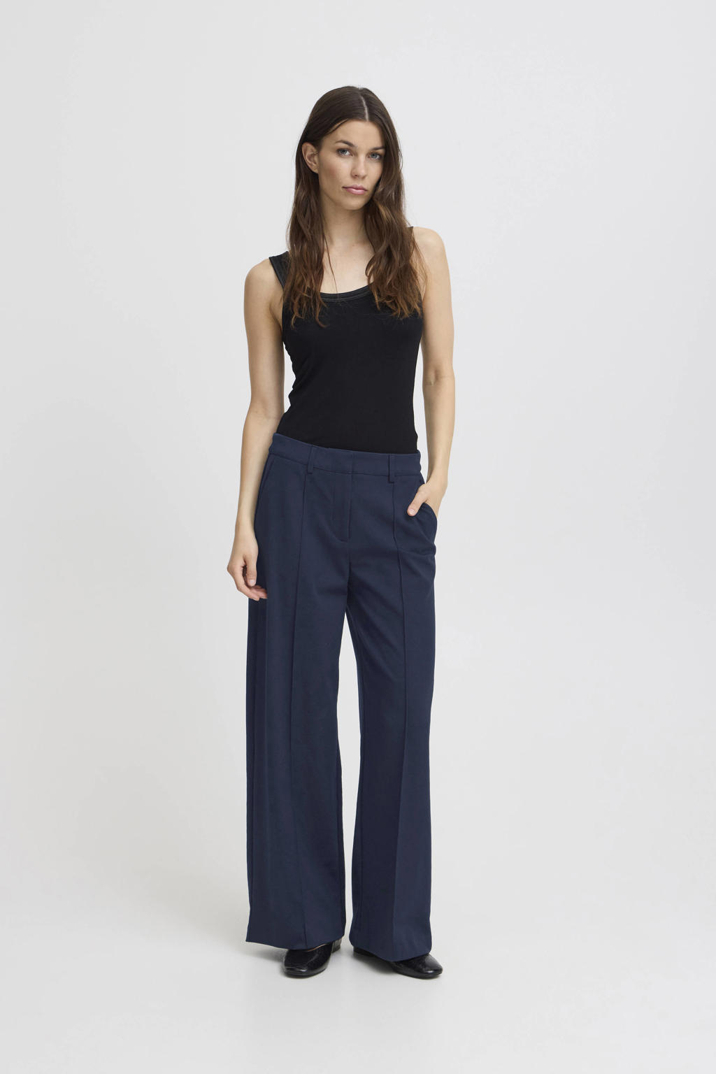 Donkerblauwe dames ICHI wide leg regular waist casual broek met rits- en haaksluiting en effen