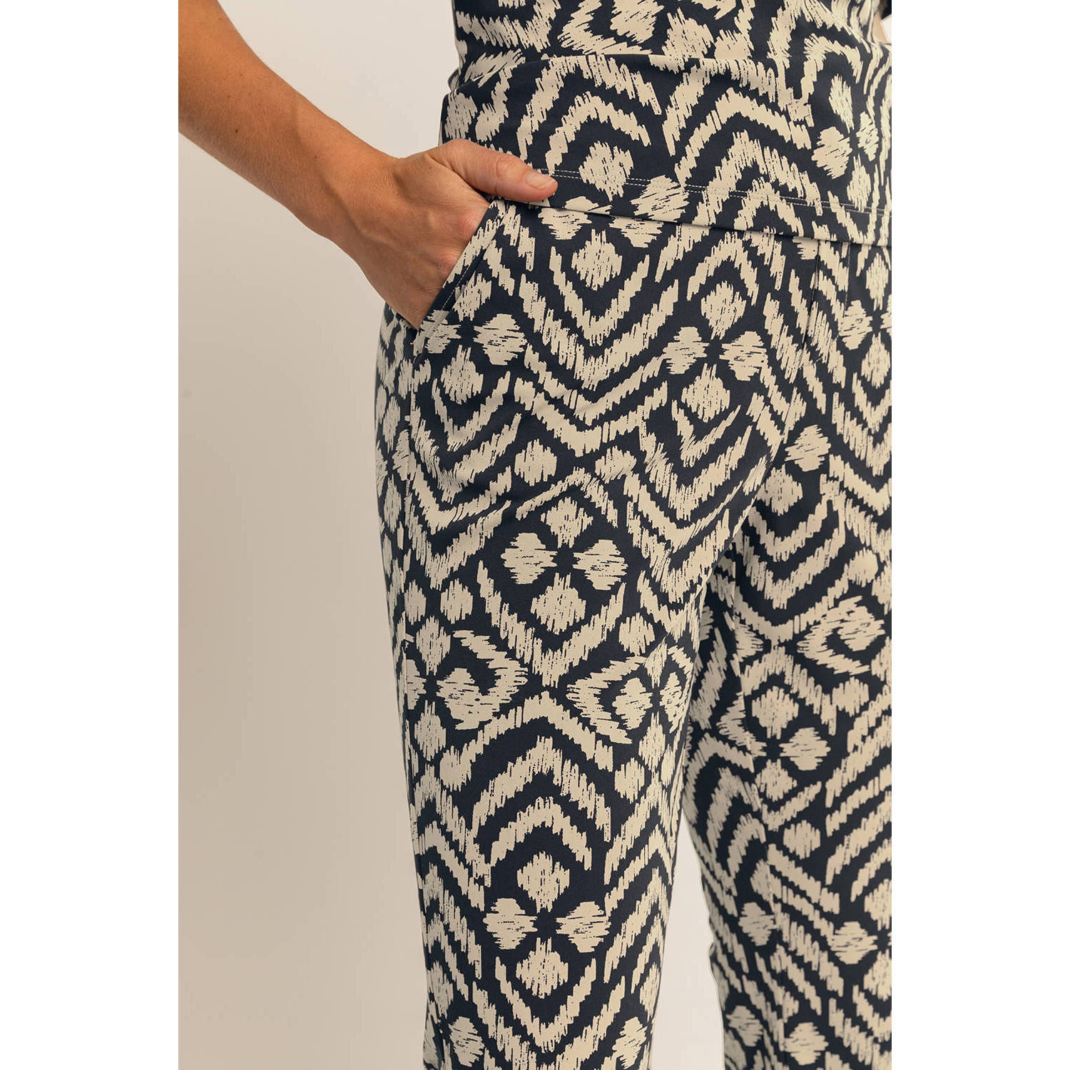 Expresso travelstof flared high waist flared broek donkerblauw