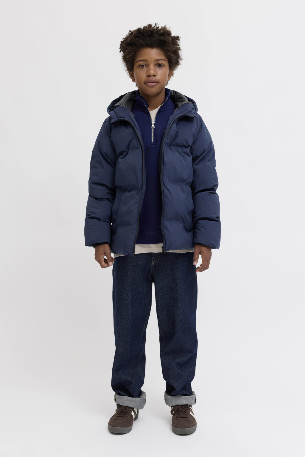Donkerblauwe jongens JACK & JONES JUNIOR gewatteerde jas van polyester met effen, lange mouwen, capuchon, ritssluiting en gebreide details