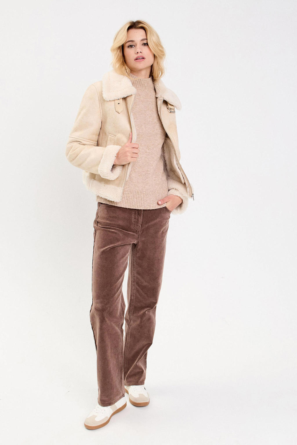Zandkleurige dames Cache Cache suede winterjas met effen, lange mouwen, col, ritssluiting en teddy detail