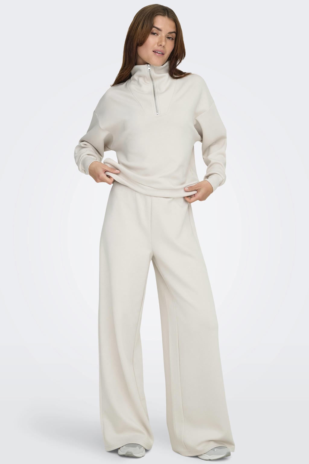 Beige dames ONLY PLAY joggingbroek van polyester met straight fit en regular waist