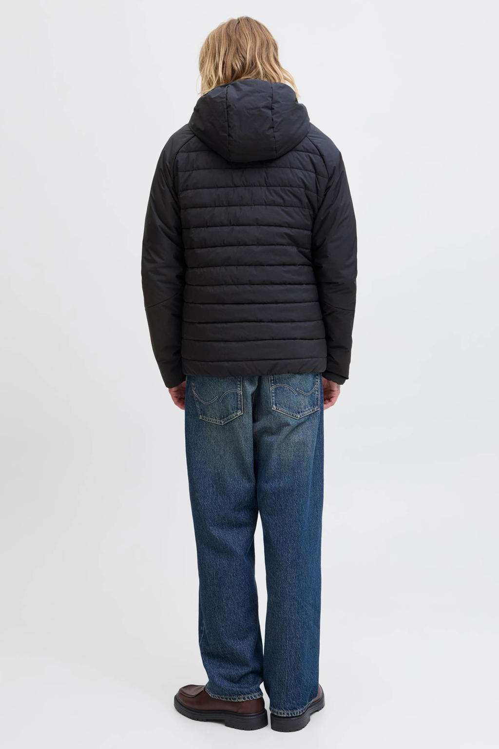 Zwarte heren JACK & JONES gewatteerde jas van polyester met effen, lange mouwen, capuchon, ritssluiting en doorgestikte details