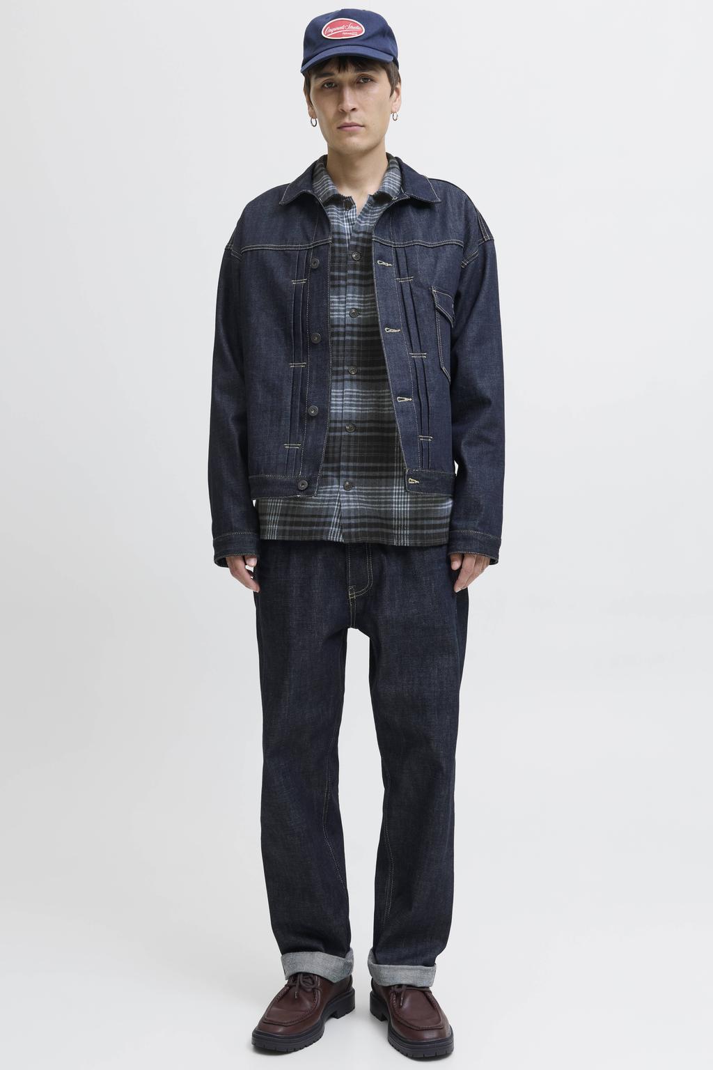 Grijsblauwe heren JACK & JONES ESSENTIALS overshirt blauw van katoen met lange mouwen, klassieke kraag, knoopsluiting en gebreide details