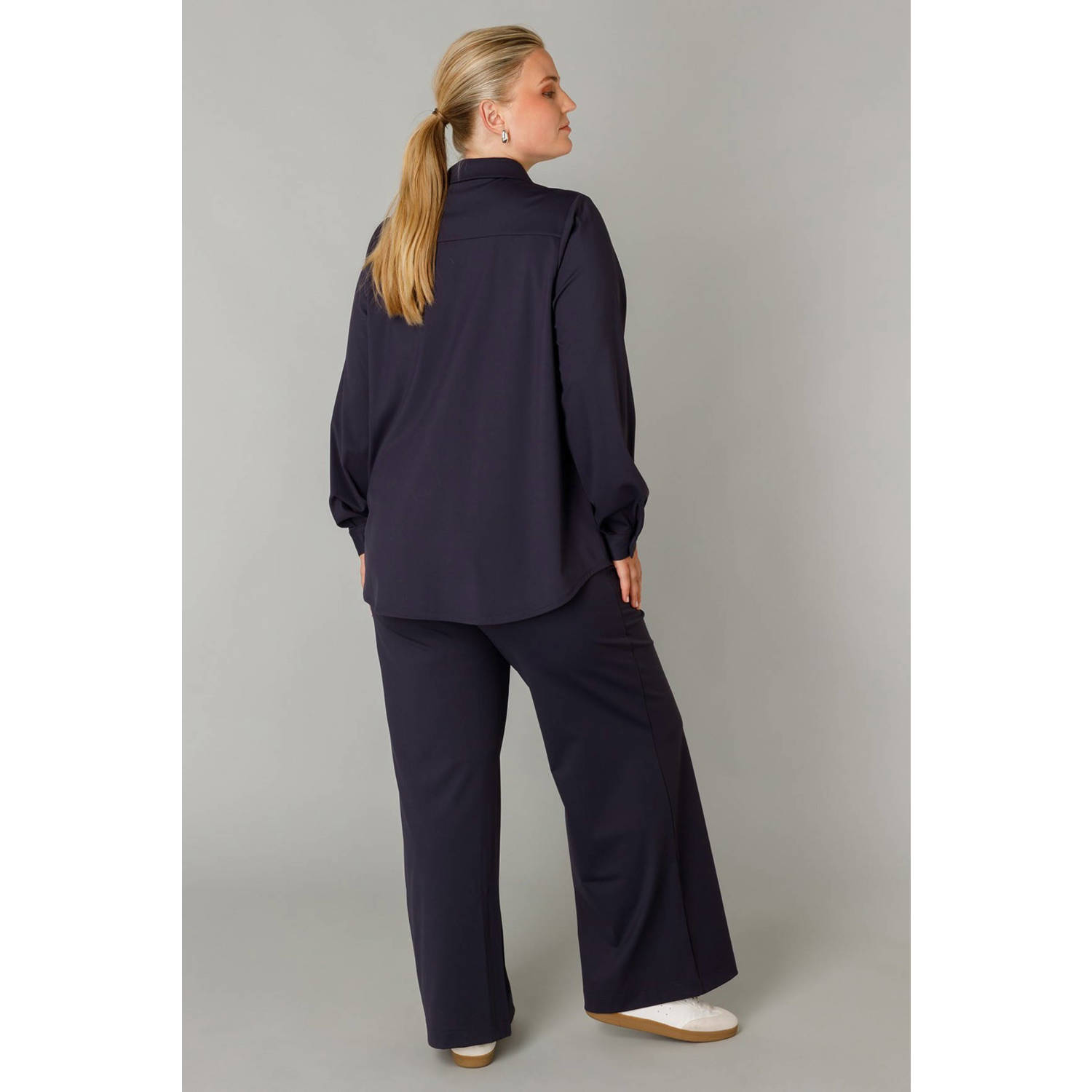 Yest Curve travelstof blouse donkerblauw