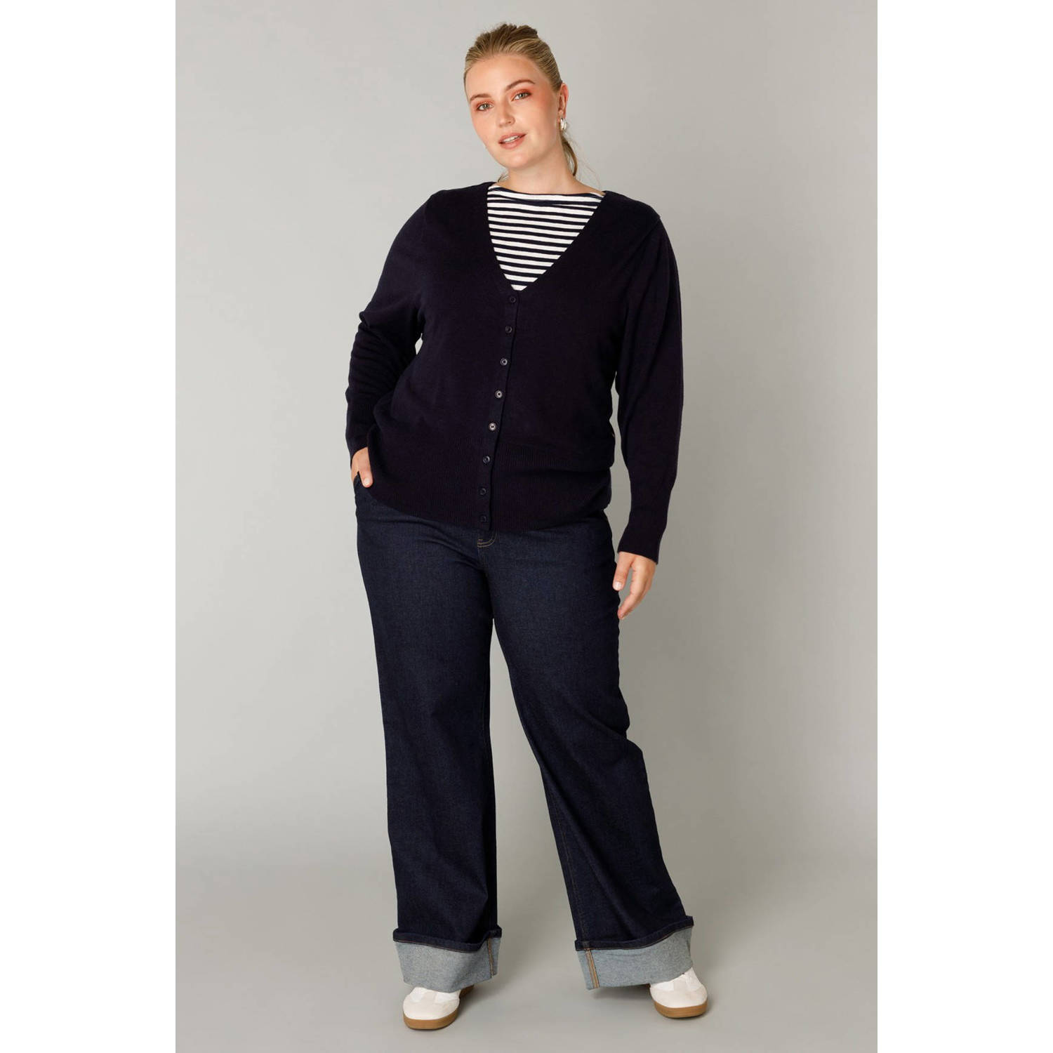 Yest Curve vest donkerblauw fijn gebreid