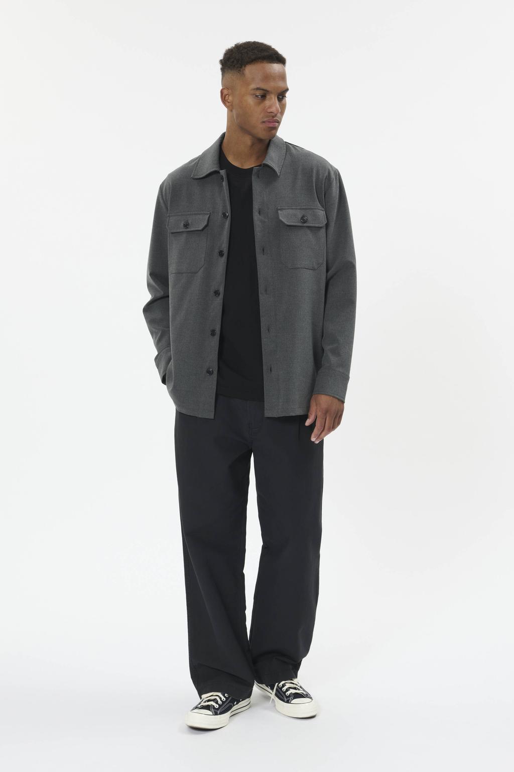Grijze heren Matinique overshirt van polyester met effen, lange mouwen, klassieke kraag en knoopsluiting
