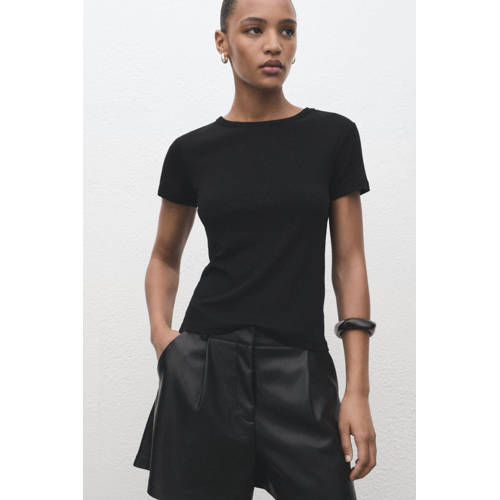 Mango imitatieleren baggy high waist casual short zwart afbeelding
