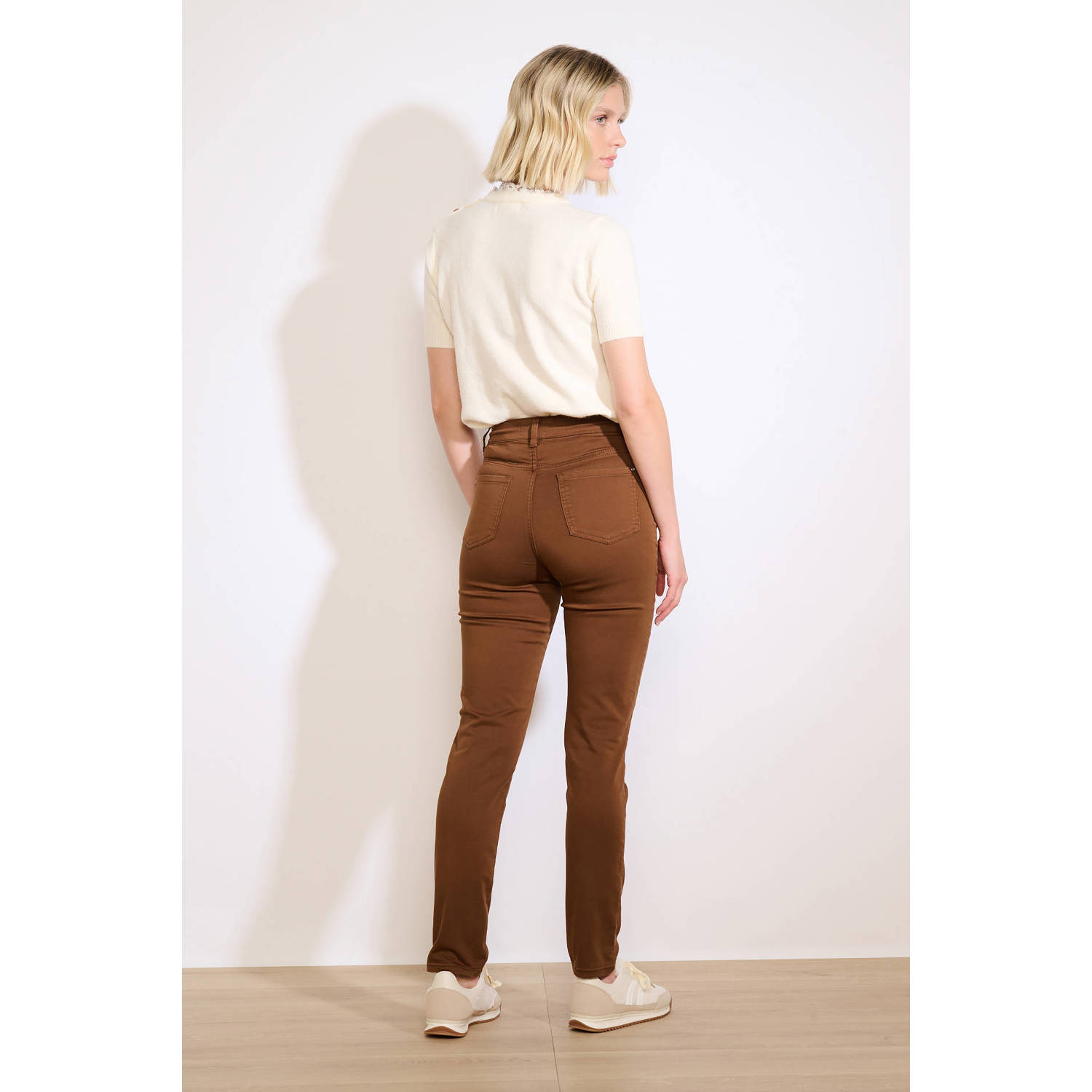 LOLALIZA slim regular waist broek bruin
