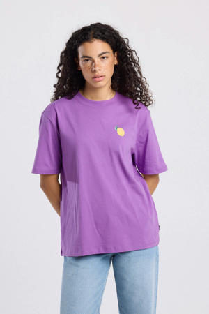 T-shirt paars