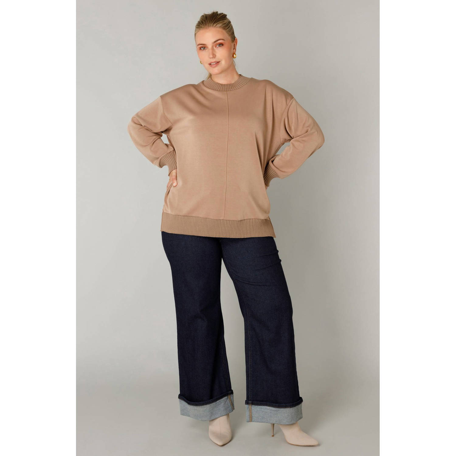 Yest Curve pullover trui camel
