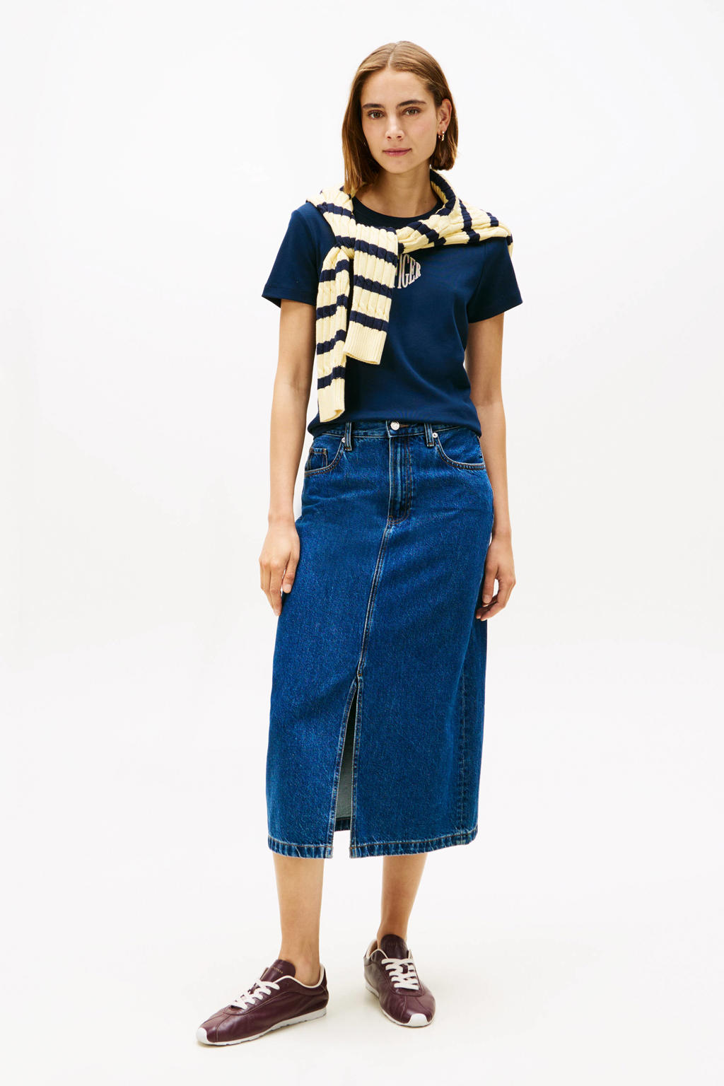 Marineblauw, marine en ecru dames Tommy Hilfiger T-shirt blauw van katoen met logo dessin, korte mouwen en ronde hals