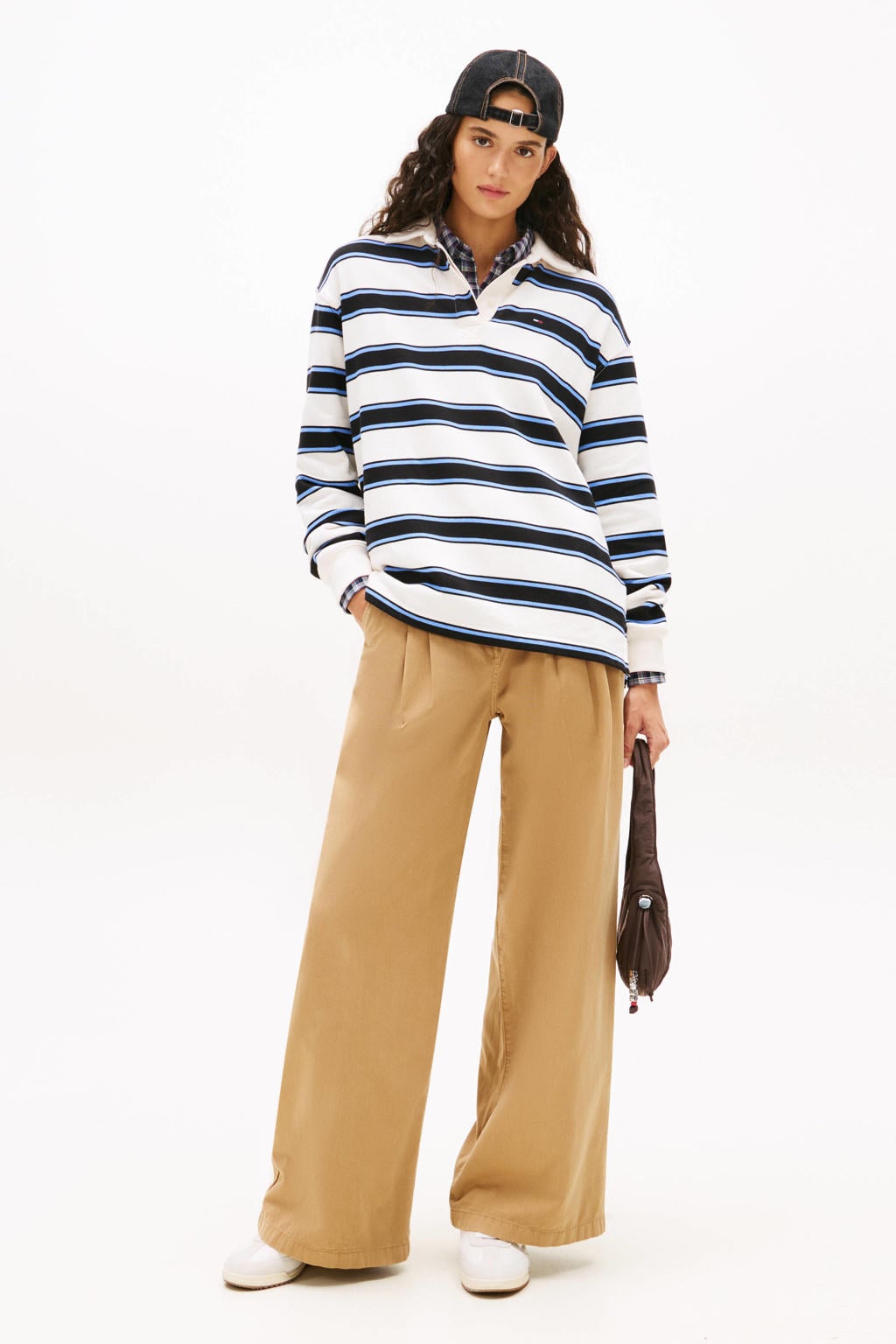 Ecru, zwart en blauwe dames Tommy Jeans gestreepte top met lange mouwen en polo kraag