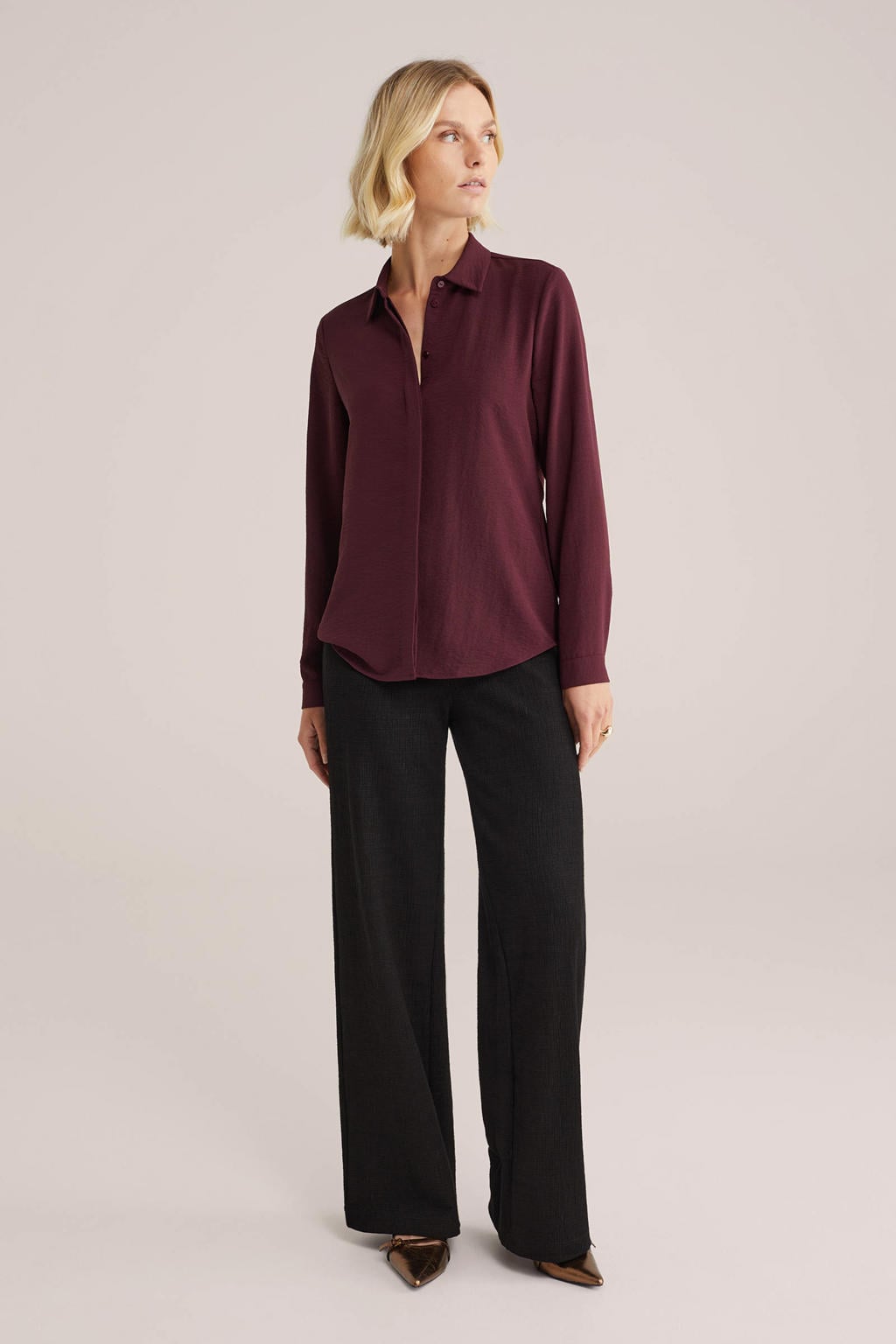 Donkerrode dames WE Fashion blouse van polyester met effen, lange mouwen, klassieke kraag en blinde knoopsluiting