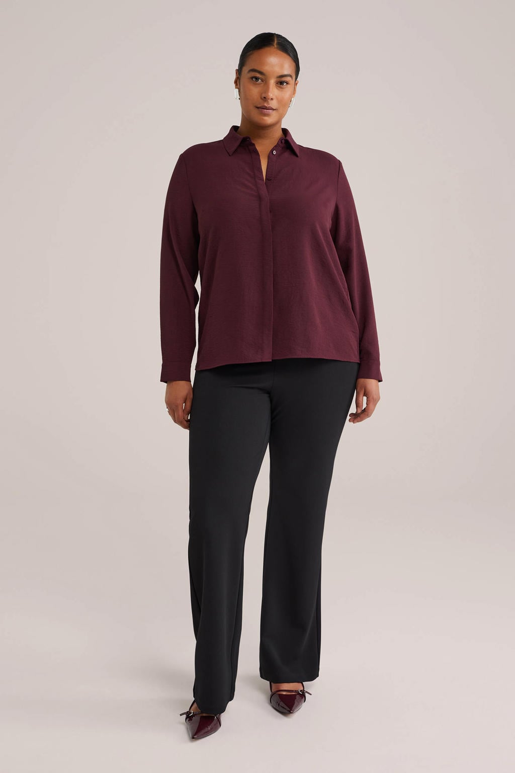 Donkerrode dames WE Fashion blouse van polyester met effen, lange mouwen, klassieke kraag en blinde knoopsluiting