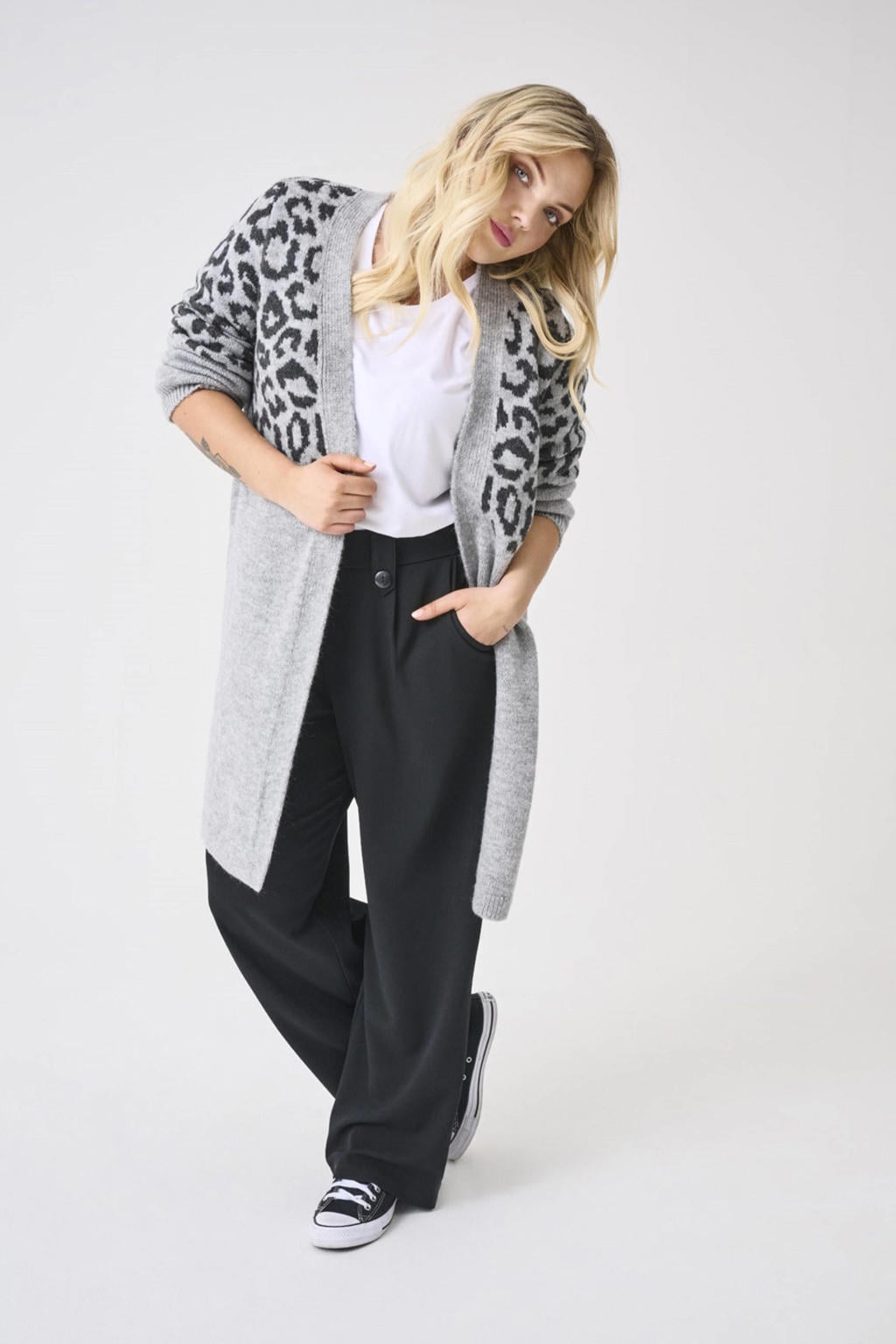 Grijze dames ONLY CARMAKOMA lang vest gebreid van acryl met lange mouwen en openvallende hals