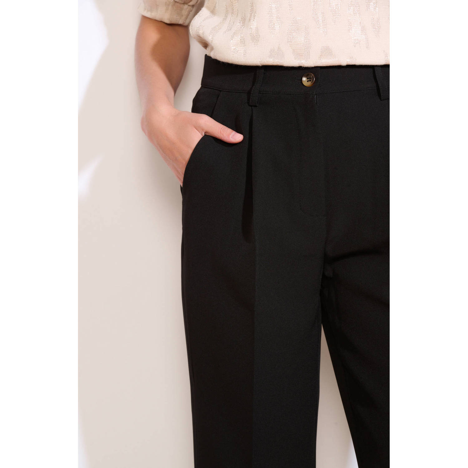 LOLALIZA straight regular waist broek zwart