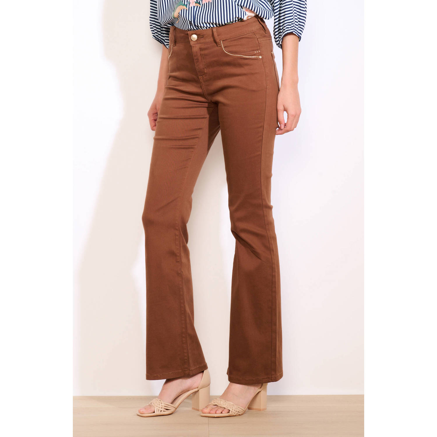 LOLALIZA flared regular waist flared broek bruin