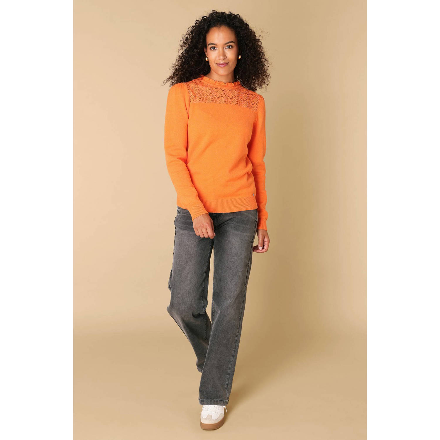 Ivy Beau pullover trui oranje broderie
