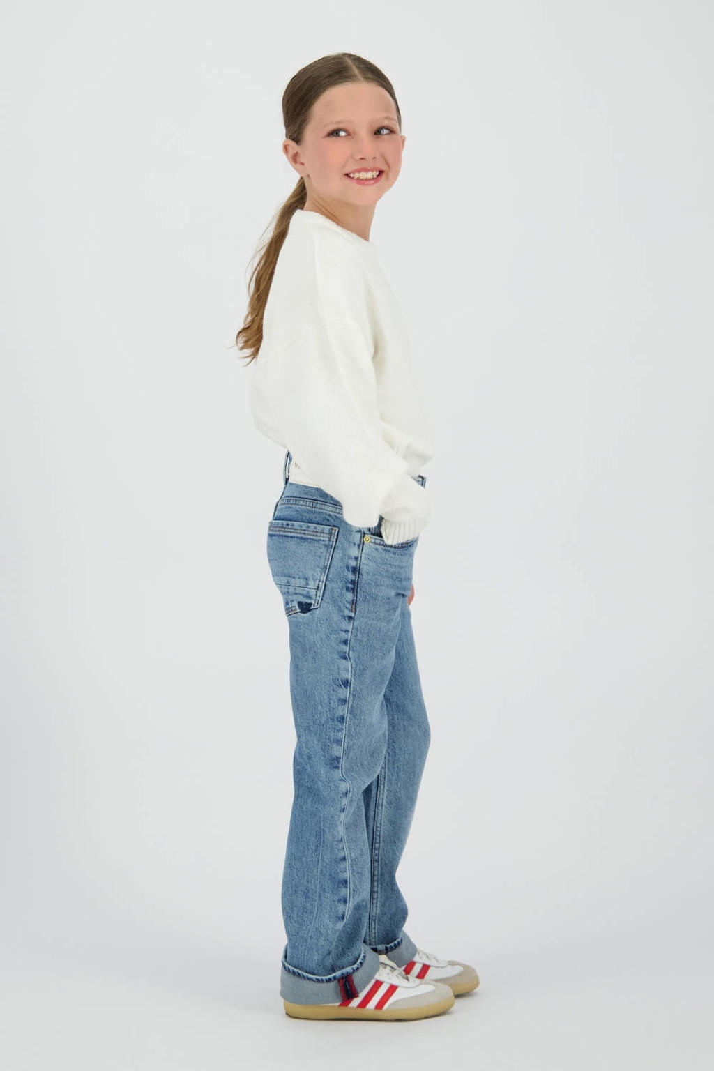 Medium blue denim meisjes Vingino high waist wide leg jeans van denim met rits- en knoopsluiting en effen