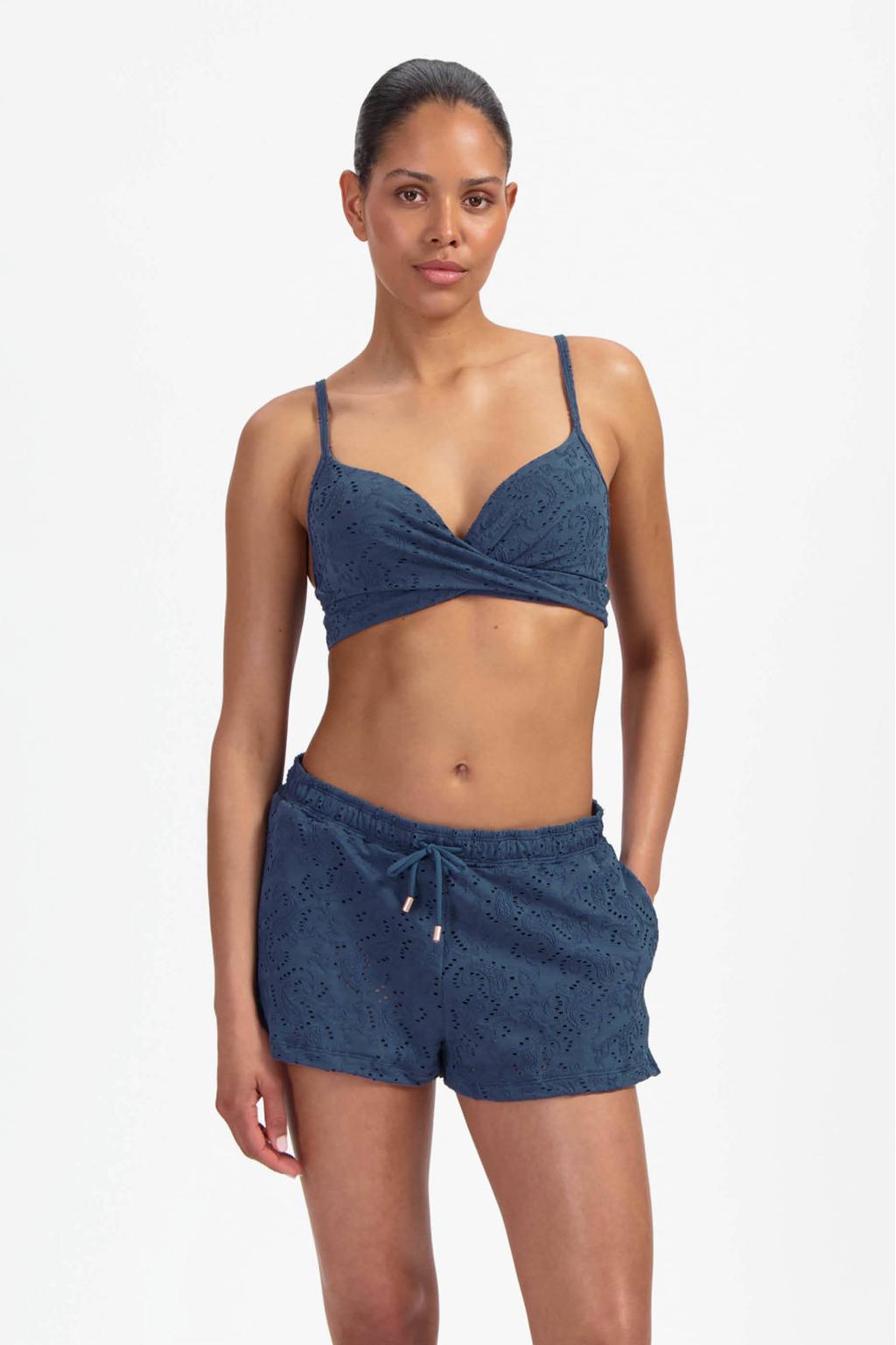 Beachlife strandshort broderie anglaise donkerblauw