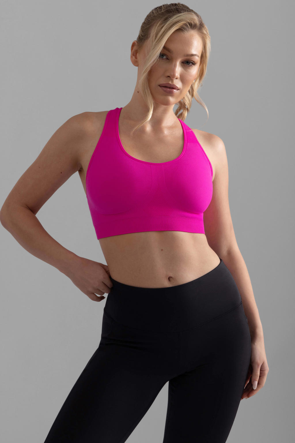 Dorina level 1 seamless sportbh Ninni roze