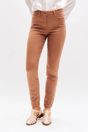 skinny jeans camel