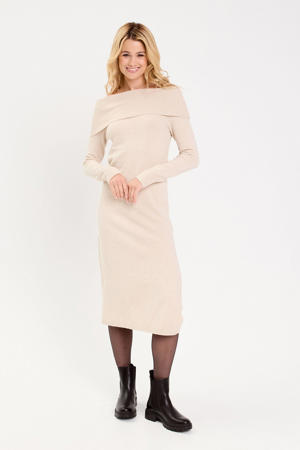 off shoulder jurk zand