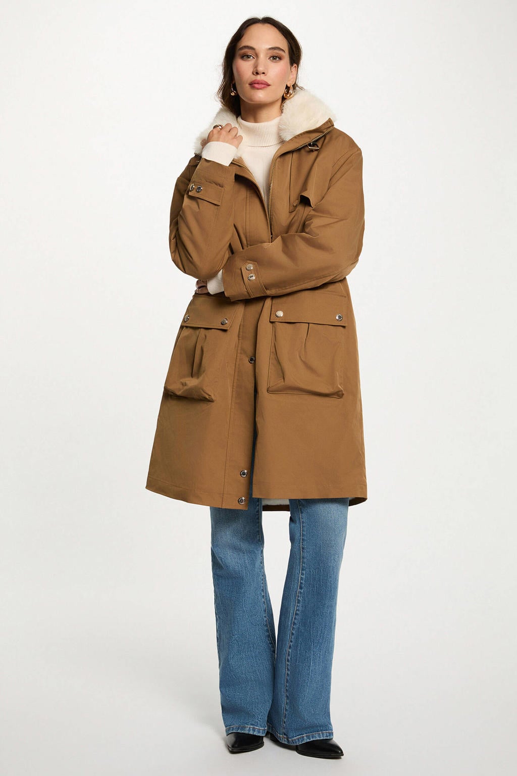 Camelkleurige dames Morgan parka van polyester met effen, lange mouwen en opstaande kraag