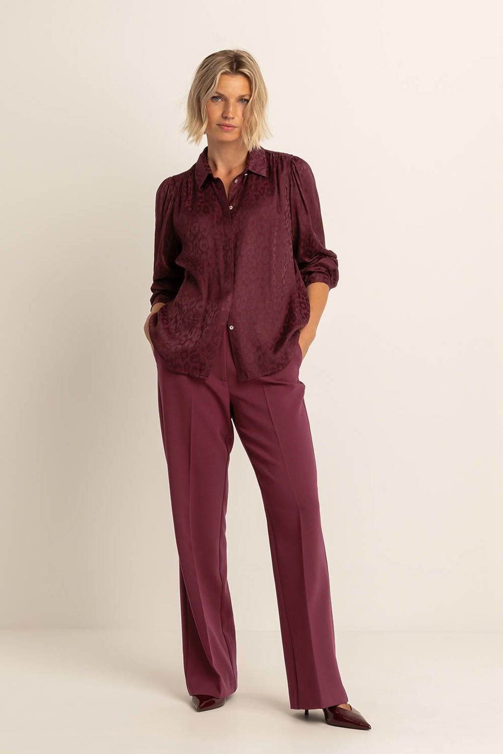 Donkerrode dames Expresso flared high waist pantalon van polyester met wijde pijpen, rits, haak- en knoopsluiting en effen