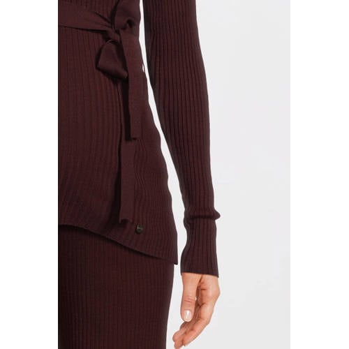 LOVE2WAIT zwangerschaps longsleeve donkerrood rib gebreid afbeelding