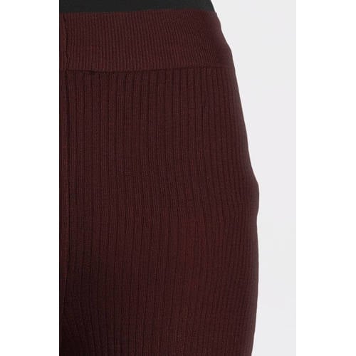 LOVE2WAIT straight high waist zwangerschaps broek donkerrood rib gebreid afbeelding