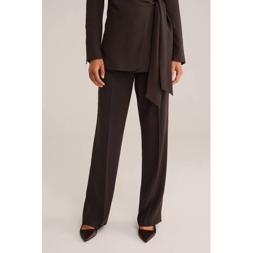 WE Fashion rechtvallend regular waist pantalon donkerbruin afbeelding