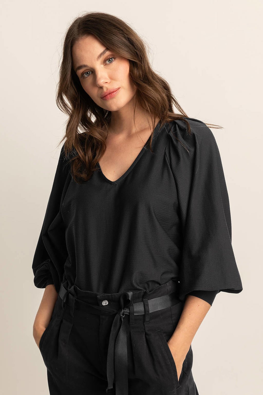 Zwarte dames Expresso travelstof top met effen, lange mouwen en V-hals