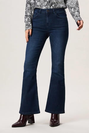 flared jeans