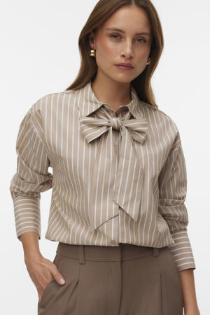 blouse beige