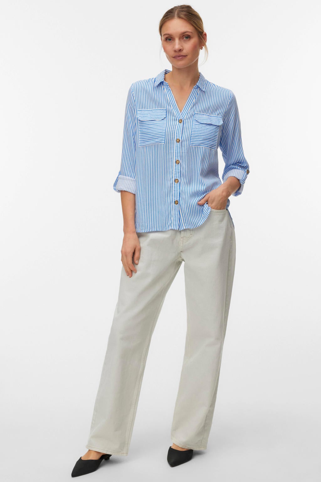Blauw en witte dames VERO MODA gestreepte blouse van viscose met lange mouwen, klassieke kraag, knoopsluiting en oprolfunctie