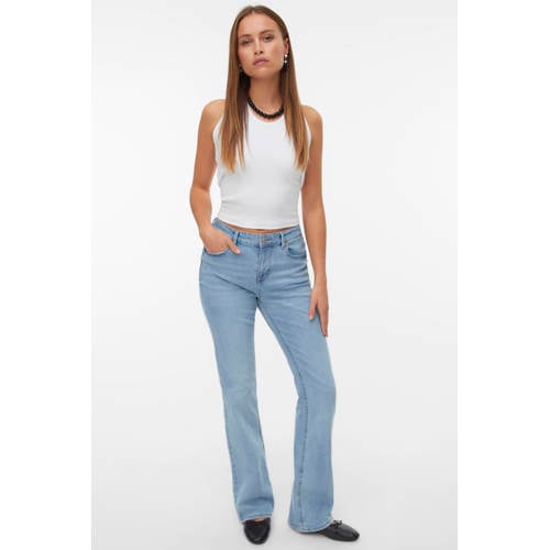 VERO MODA flared jeans light blue denim afbeelding