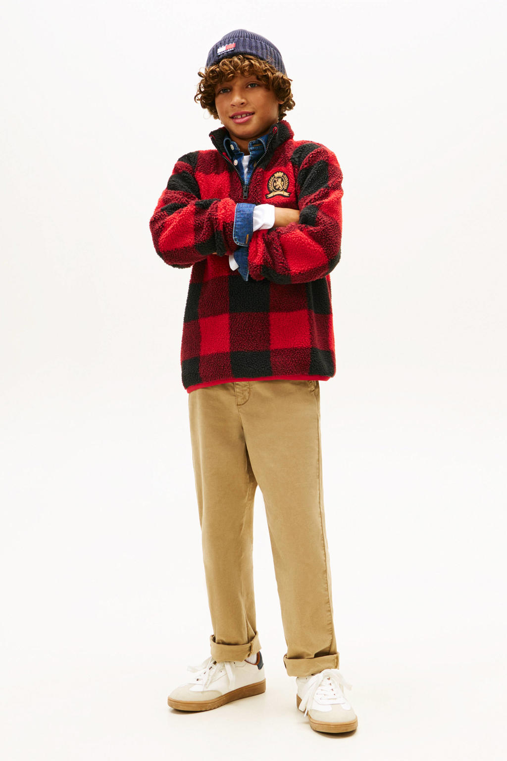 Zandkleurige jongens Tommy Hilfiger relaxed casual broek van stretchkatoen met rits- en knoopsluiting en effen