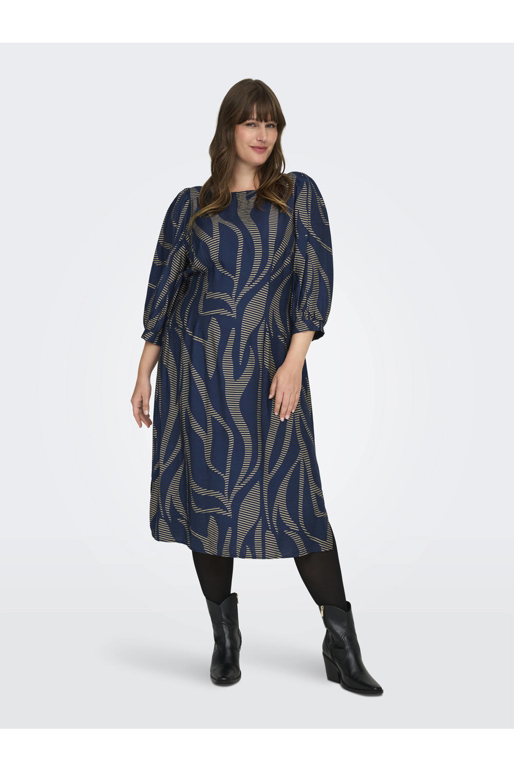 Donkerblauw en lichtbruine dames ONLY CARMAKOMA A-lijn jurk van viscose met driekwart mouwen, ronde hals en elastische inzet