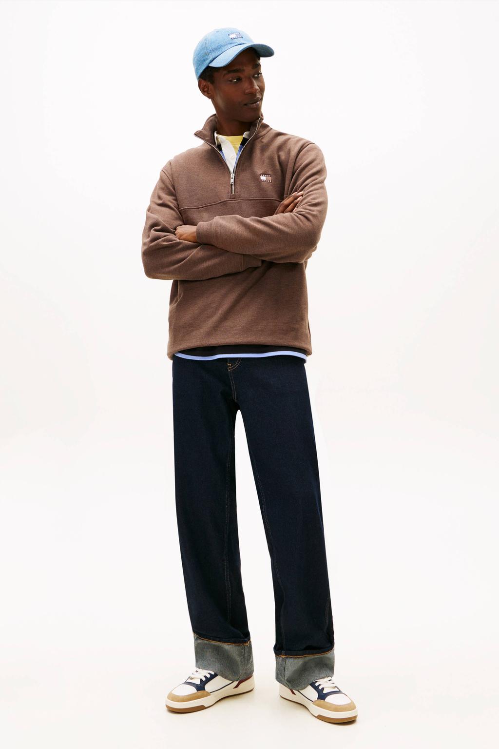 Tommy Jeans sweater donkerbruin