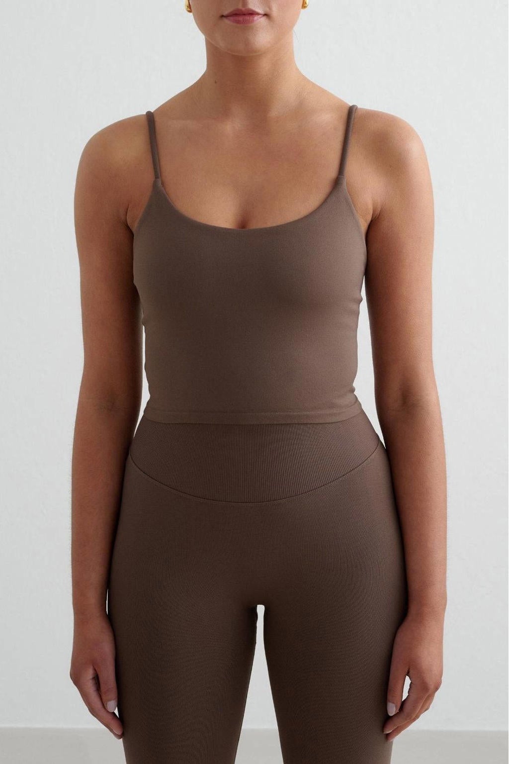 Beige dames Aim'n sporttop Shape Seamless van nylon met ronde hals