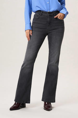 flared jeans