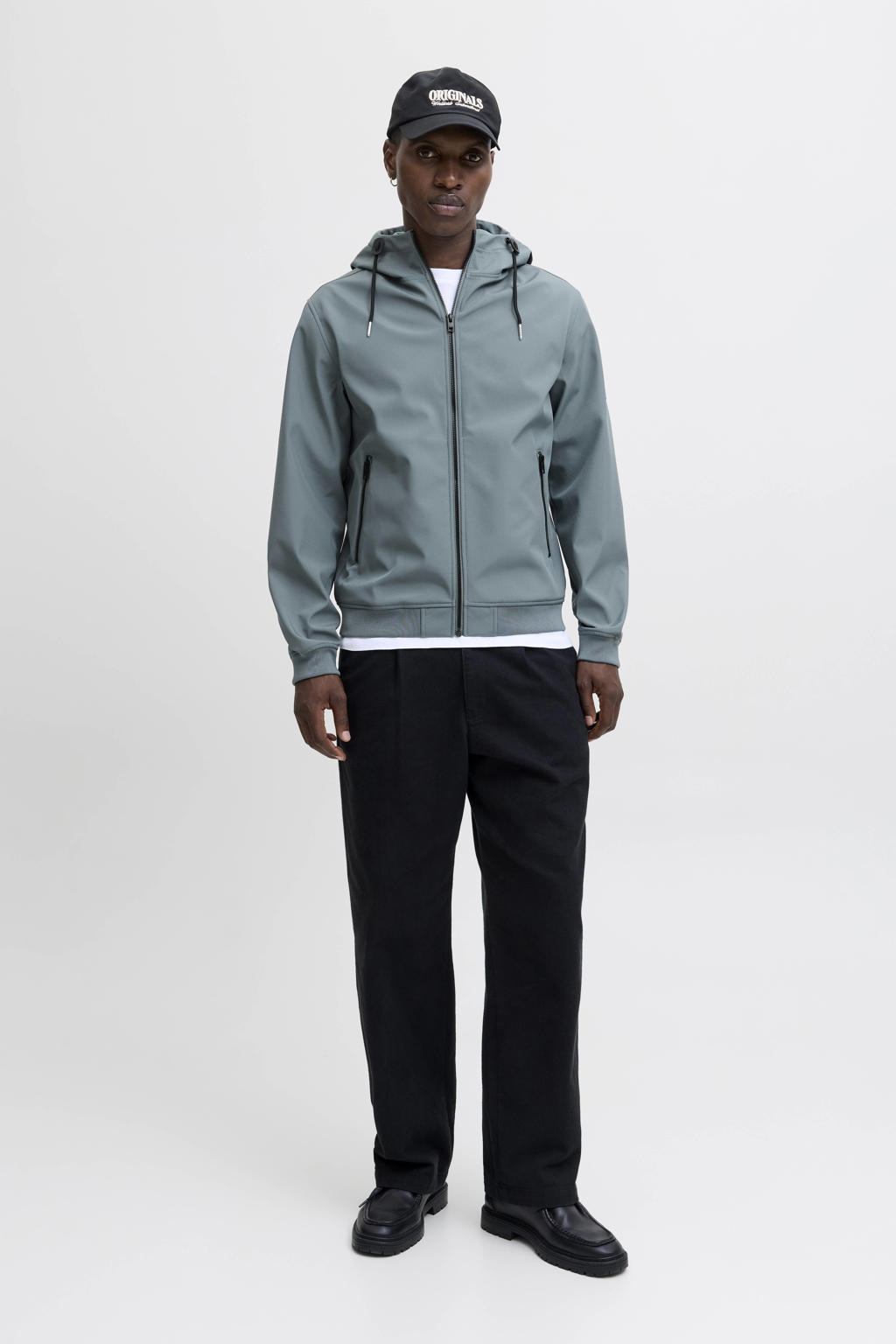 Grijsblauwe heren JACK & JONES ESSENTIALS softshell jas blauw van polyester met effen, lange mouwen, capuchon en ritssluiting