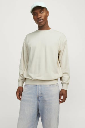 sweater ecru