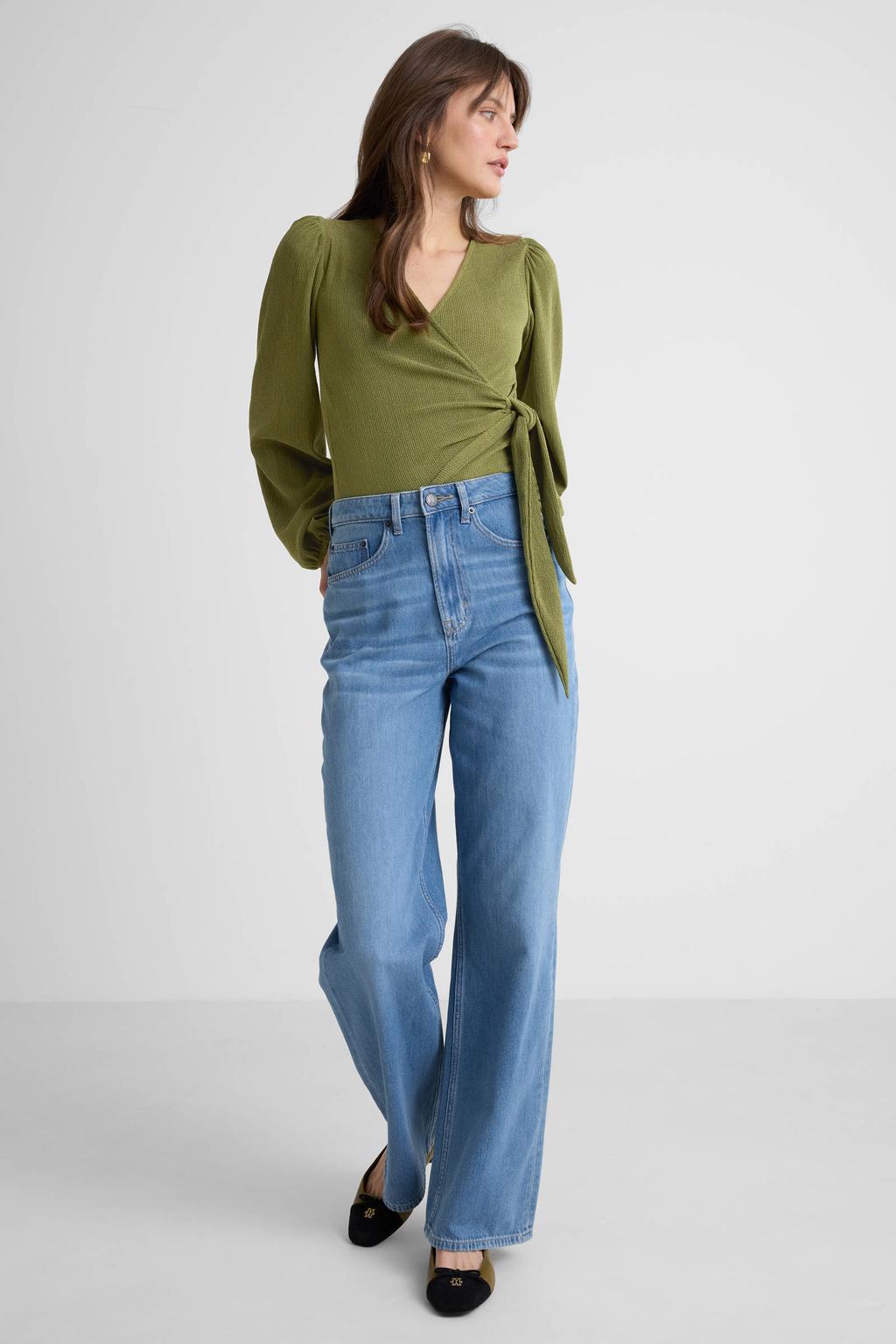 Light blue denim dames Anytime high waist loose wide leg jeans van denim met rits- en knoopsluiting en effen