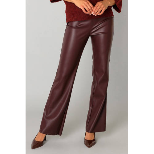 Yest imitatieleren straight regular waist broek donkerrood afbeelding