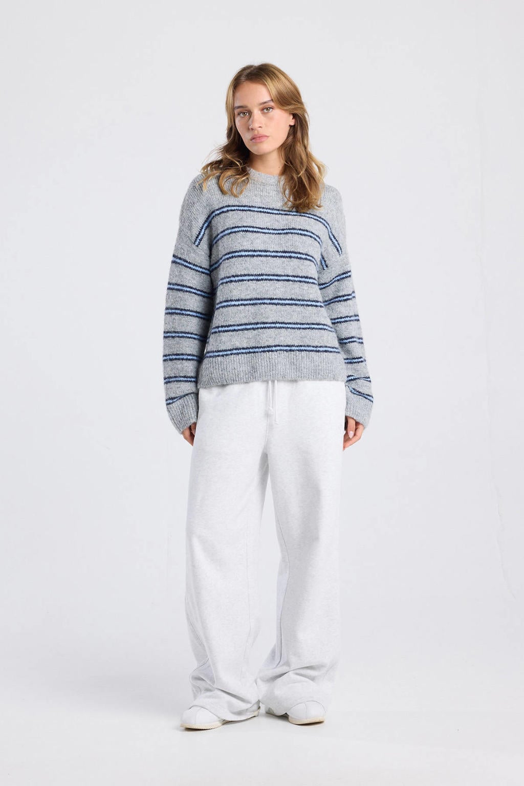 Grijze dames America Today gestreepte gebreide trui van polyester met lange mouwen en ronde hals